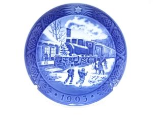 ROYAL COPENHAGEN　ロイヤルコペンハーゲン　「クリスマスゲスト」　イヤープレート(1993)　洋食器